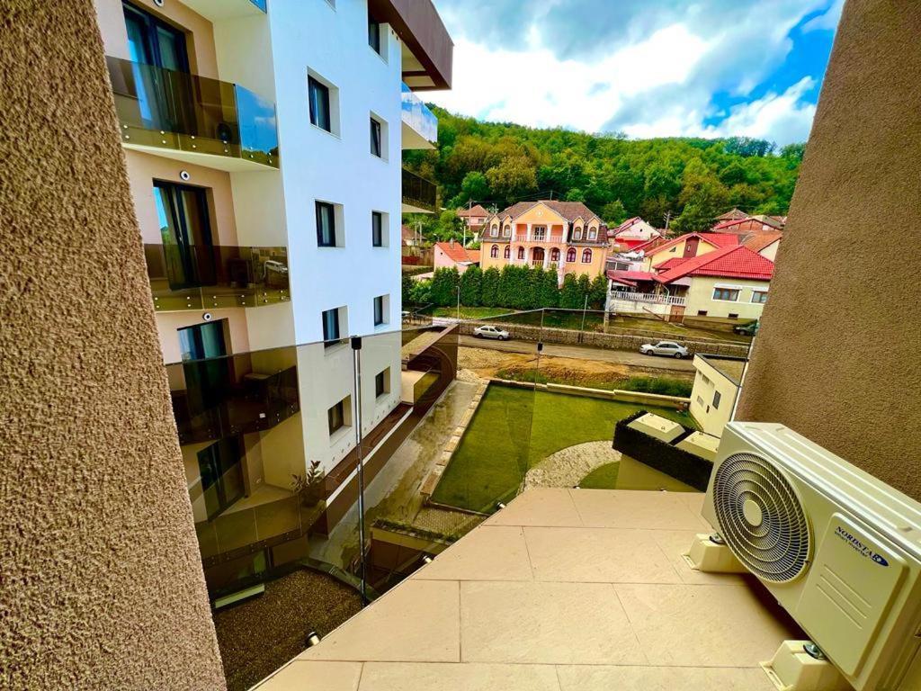 City Center Accomodation - 101 Решіца Екстер'єр фото
